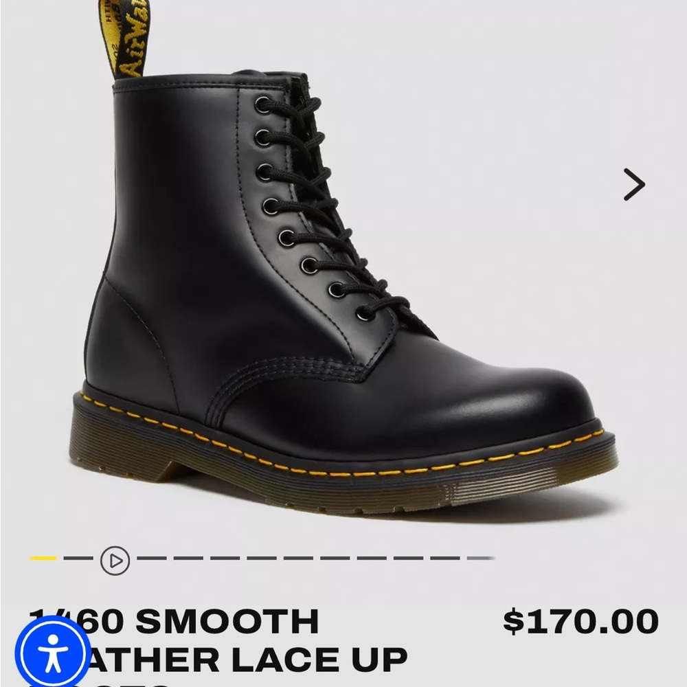 Dr Martens 1460 women’s smooth leather lace up boots
In the best condition!
